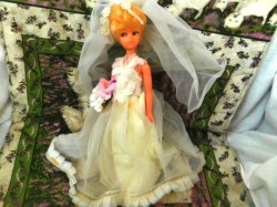 blonde hk bride